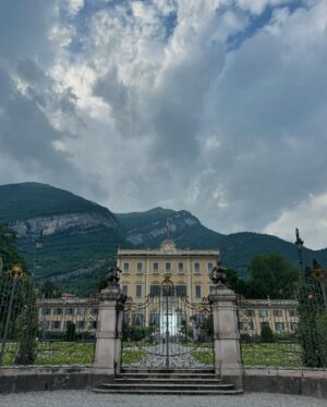 Sarah Stephens Instagram - An absolute dream shooting @intimissimiofficial in Lake Como this summer 🤍