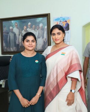 Saraswathi kuna Instagram - @rahulgandhi @realyssharmila @indianyouthcongress