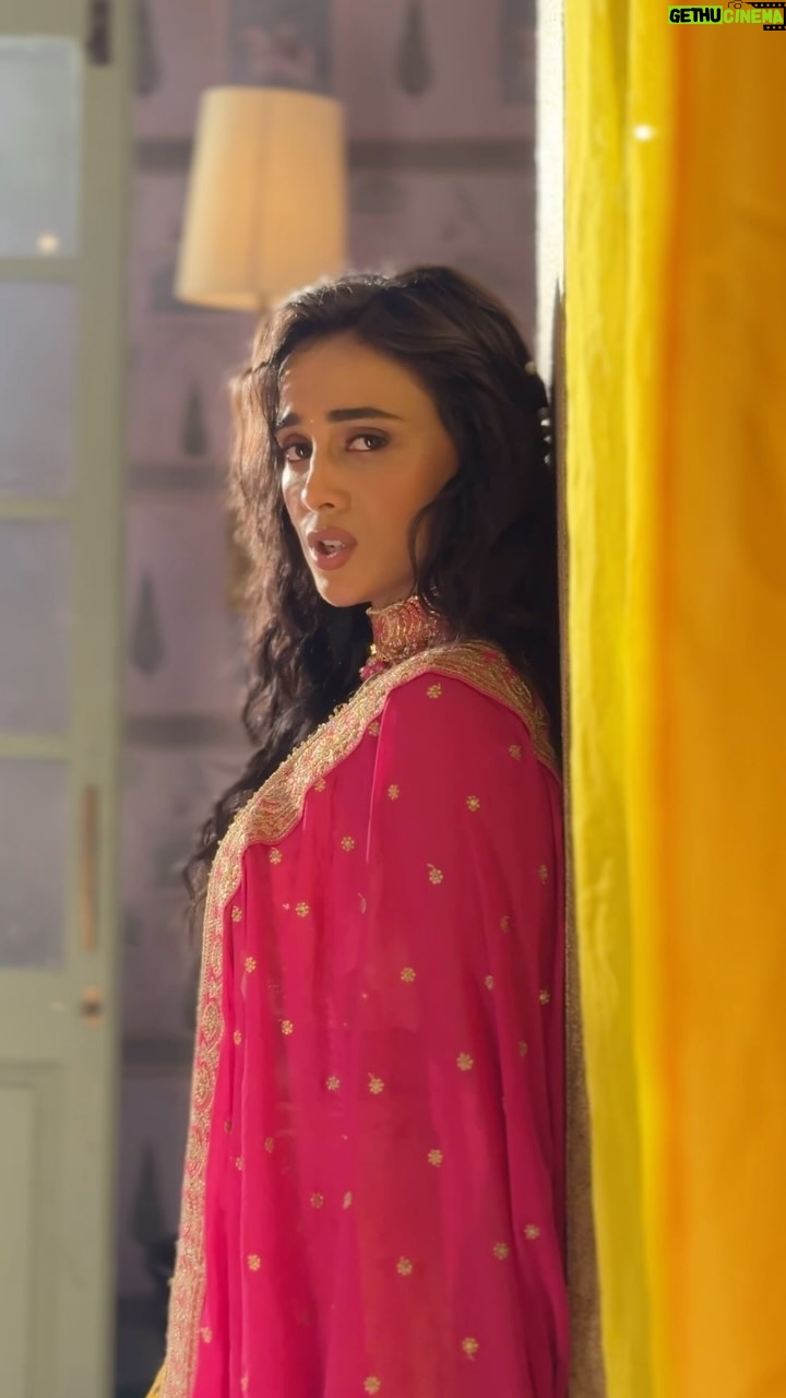 Sayali Salunkhe - 117.7K Likes - Ajj ki raat 
.
.
.
.
.
.
.
#stree2 #bollywoodsongs #raataankaali #pukaar #dance
