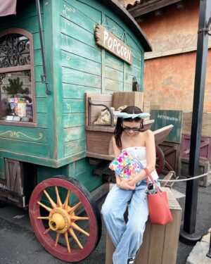 Seika Furuhata Instagram - ⠀
急遽決まった夏休みディズニー🐭❤️❤️❤️

前日にみんなのスケジュール合うの凄いし、
場面でディズニー行っちゃう？！なノリ最高に好き🥺✌️

次どこいくー？？😎❤️❤️❤️❤️

#vivi#ディズニーシー#tdc#ootd#夏休み