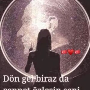 Selda Alkor Instagram - 30 Ağustos Zafer bayramımız kutlu olsun. Başta Ulu Önderimiz ve Vatanımız için canını veren Şehitlerimizi rahmetle saygıyla minnetle anıyorum... 🇹🇷💔😢