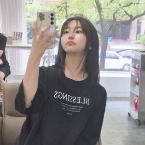 Seo Hye-won Instagram - 🤷🏻‍♀️