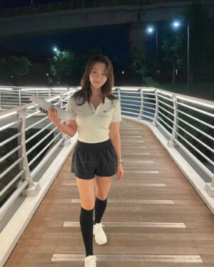 Seo Hye-won Instagram - 빤스런 뉴비 서혜원입니다🐹 잘 부탁드립니다🙇‍♀️
#snl코리아 #쿠팡플레이