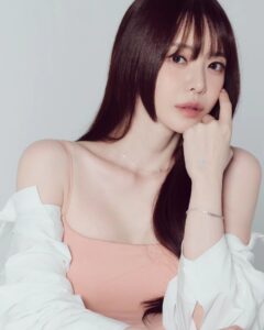Actress Seo Yu-ri HD Instagram Photos and Wallpapers August 2024