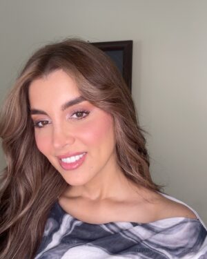 Shahad Salmman Instagram - NO FILTER NEEDED 🫰🏻🙂✨🩶💫🐝