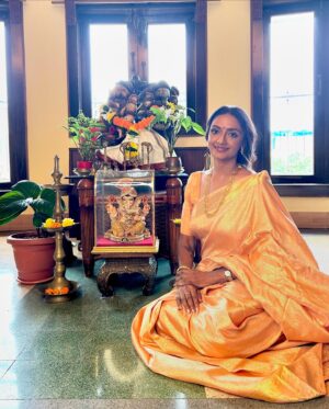 Shanti Priya Instagram - “Celebrating the joy and blessings of Ganpati Bappa, bringing peace and prosperity into our homes. May his divine presence remove all obstacles and fill our lives with endless joy. गणपति बाप्पा मोरया! 🌸✨”