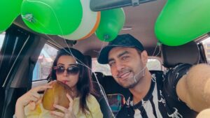 Sheena Bajaj Instagram - Meri Heer aasmani ❤️
Deti mujhe AAZADI bina SHAQ,bina TAKRAAR,
Borivali kee angel 👼 tu karti hai Kamaal 🩷
Happy Independence Day with the one and only @imsheenabajaj