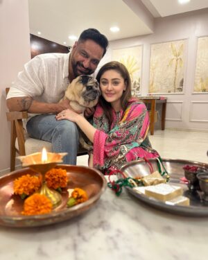 Shefali Jariwala Instagram - Together, we can conquer the world. 
Happy Raksha Bandhan !
❤️🧿
@hindustanibhaukingsarkar I met him in Bigg boss and the connection was instant. I always wished to god for years to give me a brother and thanks to BB bhau came to my life. He is my father figure. Always protecting me , giving me the right advice. He always watches my back and loves me more than my blood brother would ever do.
Always being there for me even if I fuck up❤️I do fuck up a lot and don’t need to worry as long as Bhau is there. He is genuinely god sent to me.

@farukh.shaikh he is my business manager and my right hand man. I trust him completely with everything. In fact he knows my business and my finances more than me. He handles all my work and I can trust him blindly.He is my confidant, my one man army , my bodyguard , my shadow for 20 years now.I do not go anywhere without him . 

@momin_majid_1234 he is my assistant manager. He understands my mood better than me. Anything I need or want he makes it happen. He is my whole entourage, I don’t need anyone else.
He Never leaves me alone ever. 
From my meals to medicine, he handles it all.
He packs my bag more and knows what I need more than me.
He is with me for 15 years now. 

@rambabu.babu.9659 He is my house manager. Being a working woman I hardly get time as a homemaker. He is my home maker. I don’t need to worry about anything, as long as Ram is there. From bills to ration to menus for party’s we host , he handles everything for me. I travel a lot and he takes care of my parents home as well. He is my backbone.
He is with me for 6 years now.

@simba_mommys_boy He is my Jaan.he is my heart , my child and mere jayedad ka waris . He chose me to be his mommy 13 years ago!
He fulfils my need to be a mother. He is my child .

Sometimes , blood relatives don’t mean as much as relations you build in the journey of life mean.
I am eternally thankful to these men who I proudly call my brothers . Who do and mean more to me than blood brothers would.
I am such a lucky girl to have such men in my life ❤️
.
.
.
#rakhshabandhan #festival #joy #celebration #love #instagood
