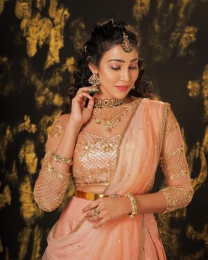 Sheriina Instagram - Life is too short to waste time on things that don’t make you happy.
@mayon_by_subhathracouture @bhoopalm_official @zai.makeover.studio @dhees_artistry @alankritabridaljewellery 

#sheriina #sherina #sherinsam #chennai #happyme  #cute #beauty #happy #beautiful #artist #actress #traditional 
#BiggBoss #BiggBossTamil #biggbosssheriina #bb6 #bb6tamil