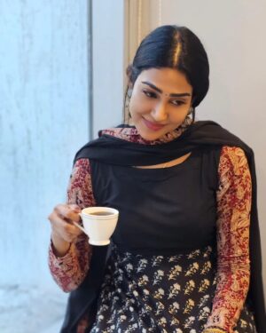 Sheriina Instagram - In the shadows of doubt, where hope's beam tries to reach,
Branches block the way, but your love has a unique reach.
You never give up, always finding a way,
Bringing light to my life, come what may
-sheriina-

#sheriina #sherin #sherina #coffeelover #love