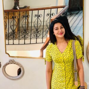 Sheriina Instagram - "Let your smile be the sunshine that guides you through even the stormiest days." 🌦️☀️ 
#smilethroughitall #sherin #sheriina #sherina