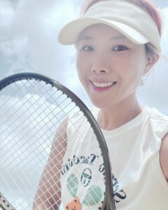 Actress Shin Bong-sun HD Instagram Photos and Wallpapers August 2024