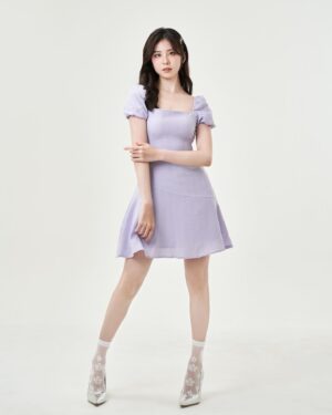 Shining Instagram - 新宣傳照新開始！💜
請大家用工作砸我 我會很開心🫶🏻

photographer ： @k_liu_photo 
makeup artist ： @chuyi_makeup 
hairstylist ： @_ivy_light
stylist ： @alice0417