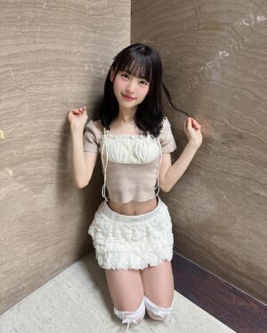 Shinzawa Nao Instagram - 今日の私服どーかな🩰🎶

#彼女の私服がかわいい #バレエコア #andmary