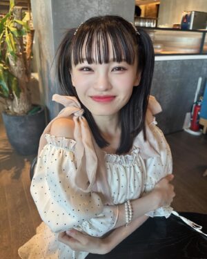Shinzawa Nao Instagram - 少食やけど美味しそうに食べるから色んな所連れて行ってね♡

#彼女の私服がかわいい #oneafteranotherniceclaup #niceclaup_ootd #大阪カフェ #心斎橋カフェ #心斎橋ランチ #ootd