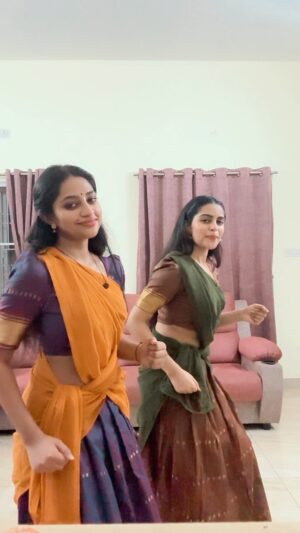 Shiyara Sharmi Instagram - #manasilaayo ❤️‍🔥

#instareelsindia❤️_instadaily_instacookie_instafella_instashooutout_instareel_instasanitizer_instaindia #manasilaayo #thalaivarswag #anirudh #tamilvibe#trendingreels