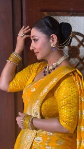 Actress Shruti Ulfat HD Photos and Wallpapers December 2024