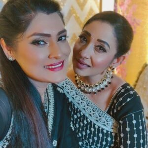 Actress Shruti Ulfat HD Instagram Photos and Wallpapers August 2024