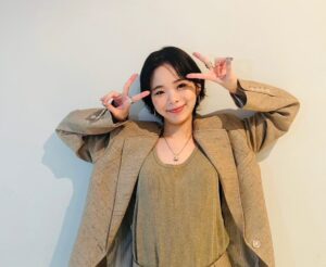 Shuri Instagram - あっという間に9月です👾

明日から月曜日、
まだまだ暑いので
気をつけてください☺️

撮影頑張ります👾