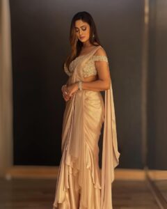 Actress Shweta Tiwari HD Photos and Wallpapers November 2024