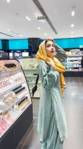 Actress Simi Chahal HD Instagram Photos and Wallpapers July 2024
