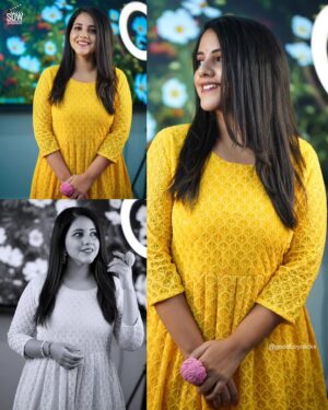Sireesha Bhagavatula Instagram - @sireeshabhagavatula 🧡

📸 @goodboyclicks

🎨🖌️ @vidals_moxie_by_jyothi

#singer #supersinger #photoshoot #shootlife #indoor #indoorephotography #coversong #music #musiclover #lovemusically #indianidol #teluguindianidol