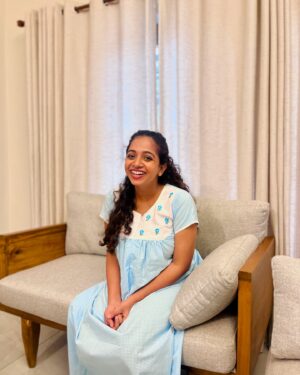 Sneha Babu Instagram - Expect lot of bump pics, hope you all don’t mind.🙈

Wearing:- @jasminescollections__