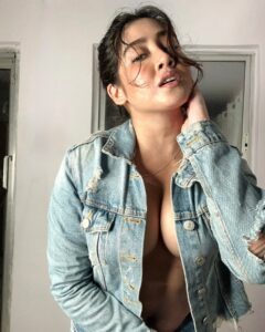 Actress Sofia Ansari HD Photos and Wallpapers December 2024