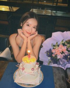 Sofiee Ng Hoi-yan Most Liked Photos and Posts