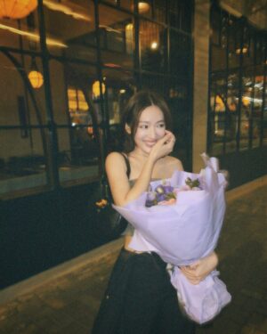 Sofiee Ng Hoi-yan Instagram - 35🌹🤍

#珍惜生命遠離處女座