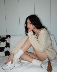 Actress Son Na-eun HD Instagram Photos and Wallpapers August 2024