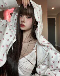 Actress Song Jia HD Instagram Photos and Wallpapers September 2024
