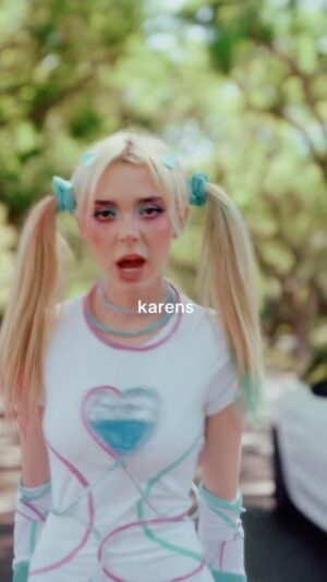 Sophie Luborsky Instagram - those who approve this message say “i”
@mrjoedesantis 🎥
@clockworkbex 👗
@alisonc.mua 💋
-
-
-
-
-
-
-
#songlyrics #musicreels #reels #ａｅｓｔｈｅｔｉｃ #boburnham #snl #comedyreels #songlyric #lyricsvideo #lyrics #satire #stfu #explorereels🤩 #explorereels #aubreyplaza