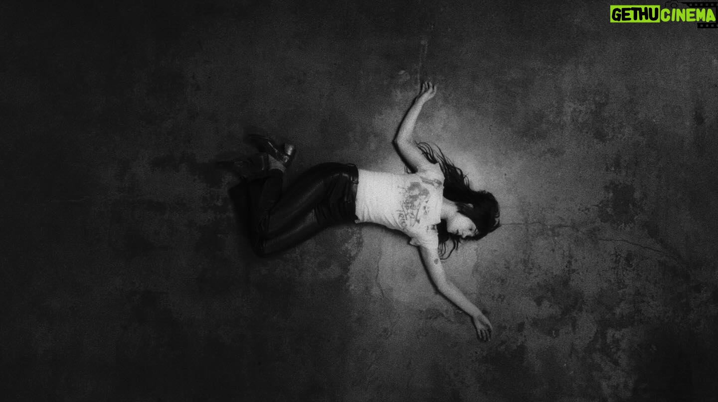 Sophie Thatcher - 54K Likes - new single is out now :) check my bio to listen watch the music video! It’s directed by the incredibly talented @bentan 
Endless thank you to everyone who helped out on the track. @0mmcd you are the most inspiring to work with @_dropofsun_ is an artists dream! I love you austin @__teeks thank you for everything 🖤 @_ma_ral_ thank you for being the most kind and generous friend out there 
@nightlands thank u ur a legend
@motormouthmediapr 🖤🫵🏻
DP & Color: Fio Karpenko @fiokarpenko 
Company: Paar @paar