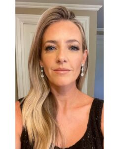 Actress Stephanie Allynne HD Photos and Wallpapers September 2025