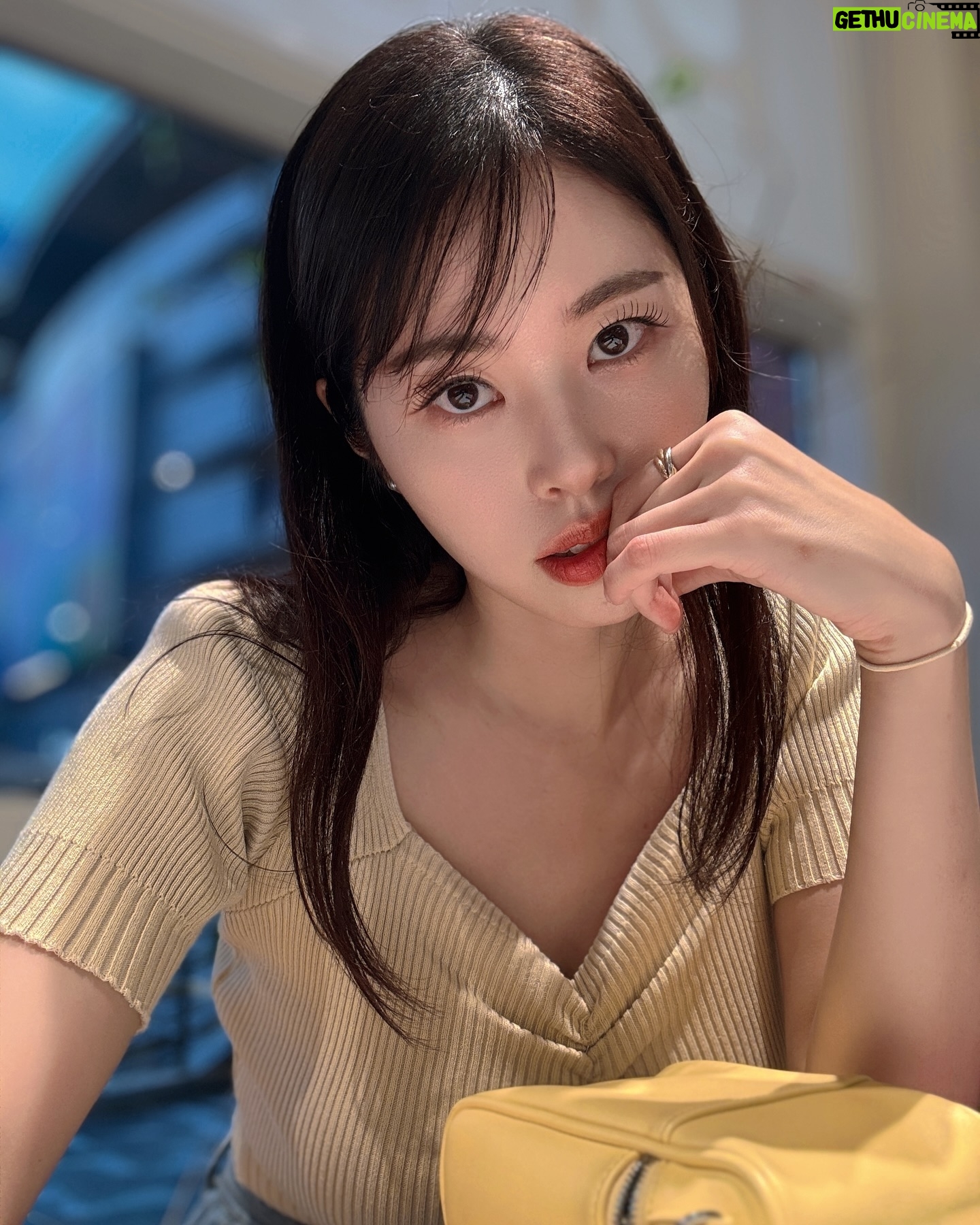 Suh Dong-joo - 6.7K Likes - 강인한 눈빛 그렇지 못한 성격 🫣