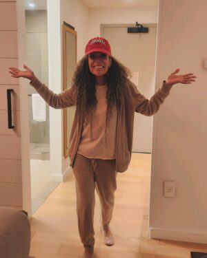 Sunny Hostin Instagram - We are happy and humbled to be a Cornell Mom and Dad.