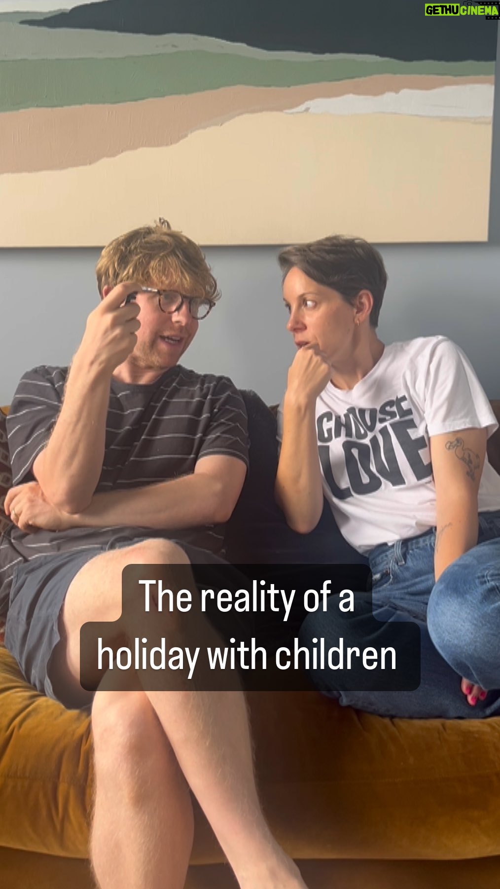 Suzi Ruffell - 6K Likes - Holidays with children!