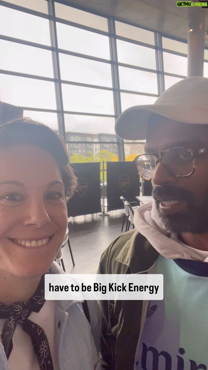 Suzi Ruffell - 1.9K Likes - Me and Rom headed down to The Emirates today and I shamelessly got him to plug mine and @maisieadamās podcast.
#WSL #womensfootball #arsenalwomen #bigkickenergy