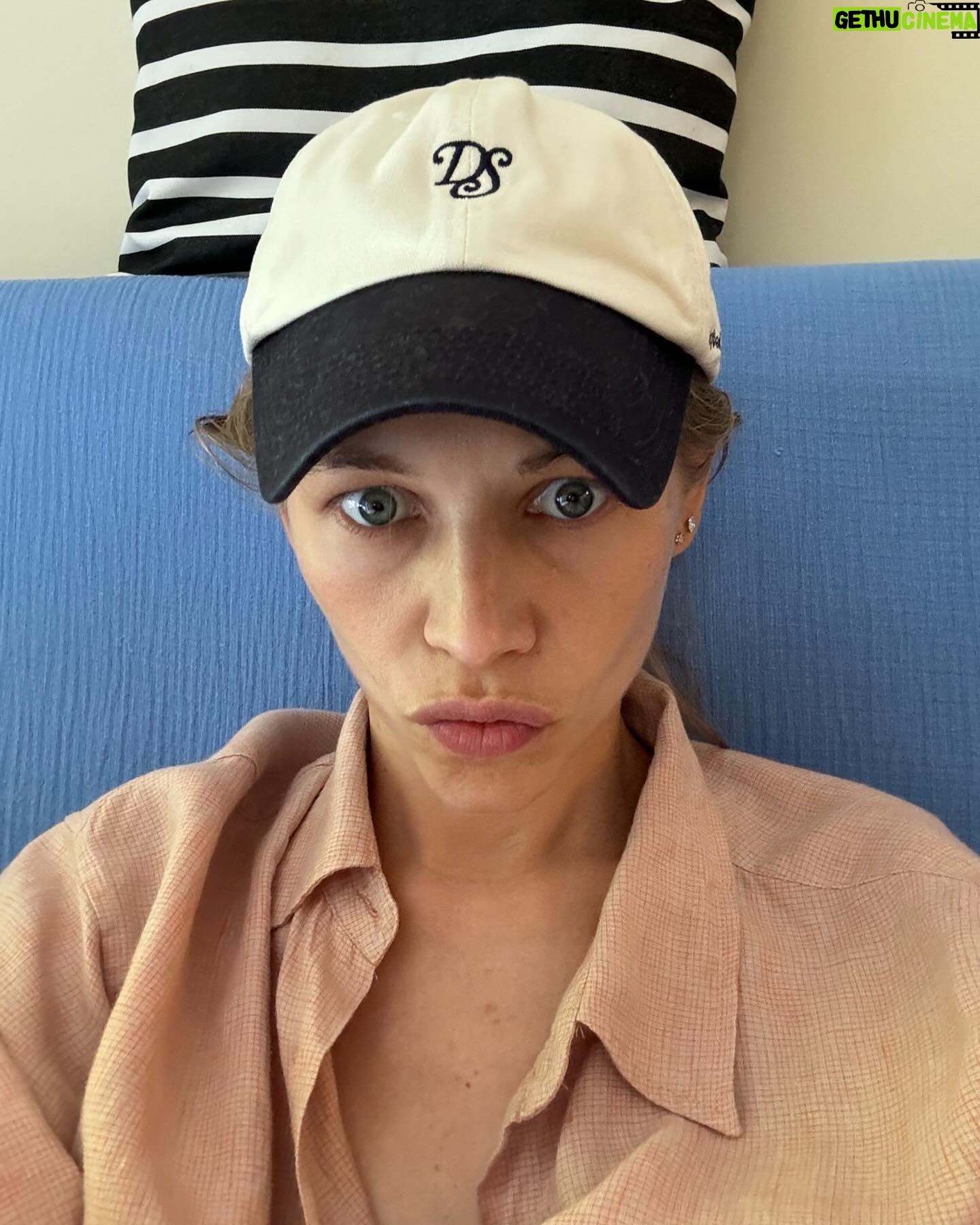 Svetlana Ustinova - 2.2K Likes - Summer hats