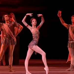 Svetlana Zakharova Instagram - @svetlana_zakharova_official 🤩
