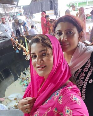 Tanushree Chakraborty Instagram - Praying for peace....Praying for JUSTICE 💫💫