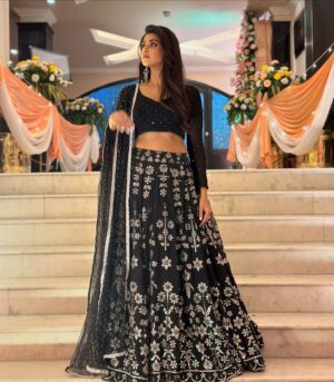 Tanvi Dogra Instagram - That Girl 🖤🩶