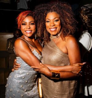 Taraji P. Henson Instagram - We did the thing, Fight Night is the most-watched premiere in @Peacock History!!!!💥🥊 Thank you to this ALL STAR cast and to everyone who watched, supported and love this project as much as we do ❤️‍🔥❤️‍🔥❤️‍🔥 #FightNightPeacock