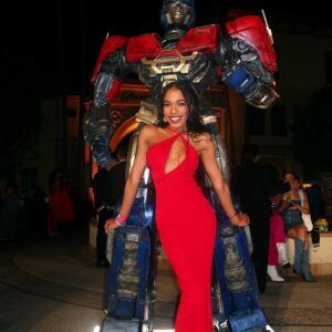 Teala Dunn Instagram - All red for the @transformersmovie premiere! Thanks for having me @paramountpics ♥️♥️