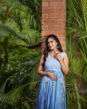 Tejaswini Gowda Instagram - 🩵🩵🩵

Outfit:- @labelmanasamovva 
Jewellery:- @fashioncurvee 
Styling:- @harinireddym 
Pc:- @moments_in_focuss
Hairstyle:- @shanthihairdo