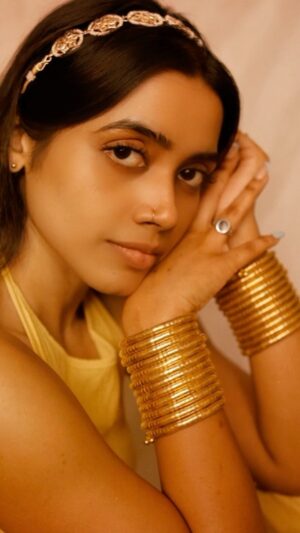 Tharshika Instagram - Baby I need you 💫 

#tharsika #tamilcinema #tamilactress #tamilponnu #reelsinstagram