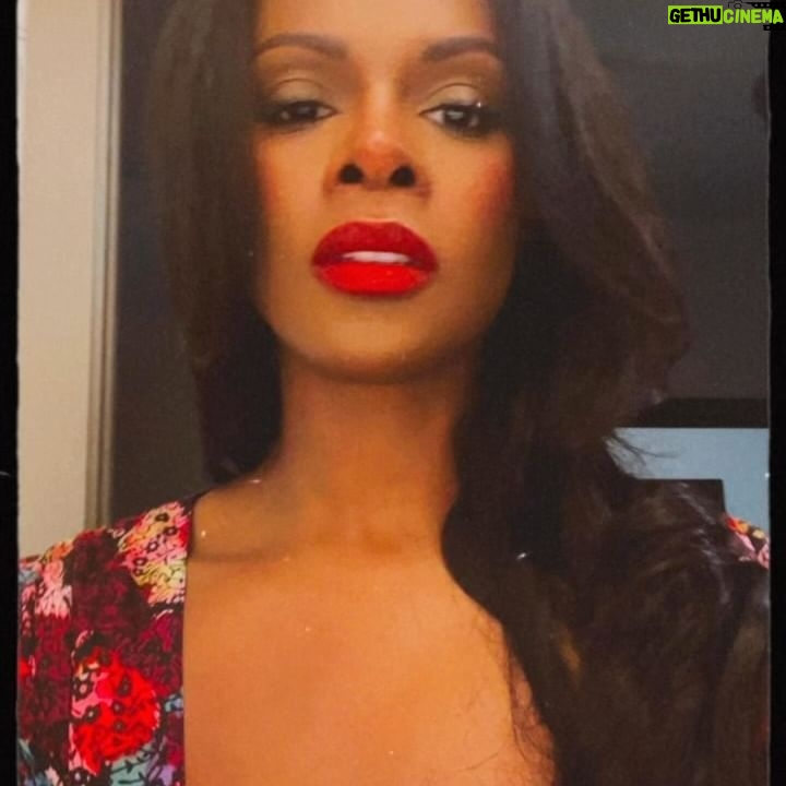 Tika Sumpter - 32.2K Likes - Who eats macaroni cheese hot wings before a fashion show? This girl. Do it for you. #newyork #fashionweek