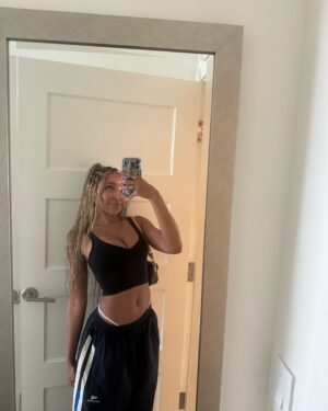 Tinashe Instagram - Top shelf shawty