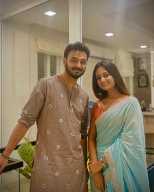 Tonni Laha Roy Instagram - লাড্ডু ভালোবাসি 🧡

🧡
#ganapatibappamorya #ganapati #love #instagood #instagram #postoftheday #photooftheday #photography #instafashion #ganesha